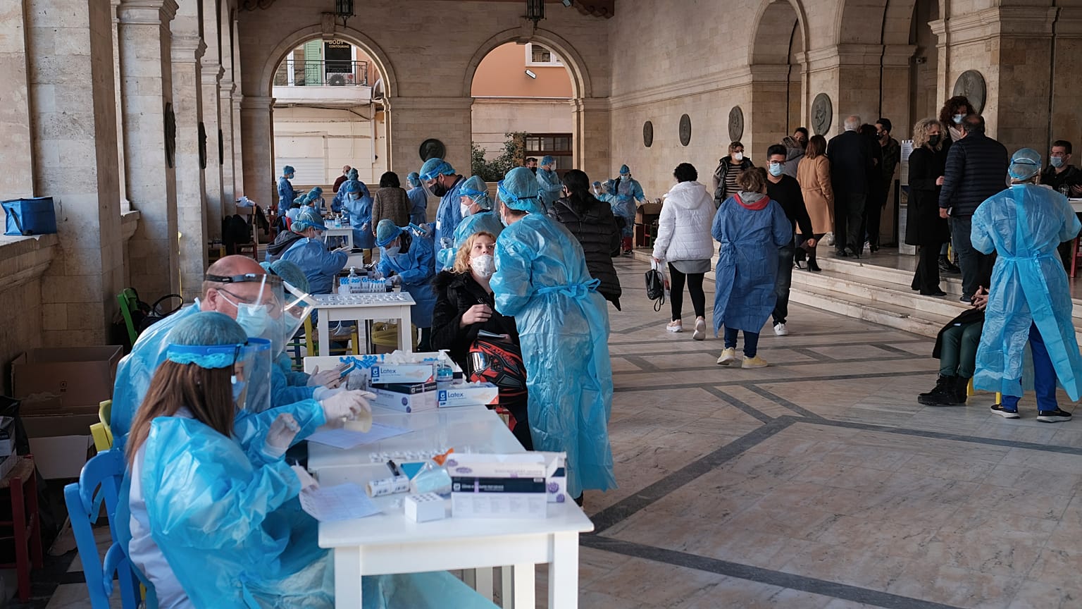 GREECE VIRUS OUTBREAK