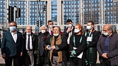 Οι Μιουζντάτ Γκεζέν, ηλικίας 77 ετών και Μετίν Ακπινάρ, 79 ετών, βρίσκονταν αντιμέτωποι με ποινή κάθειρξης έως 4 έτη και 8 μήνες.