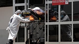 Los hospitales brasileños colapsados por la pandemia