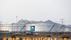Suudi Arabistan'ın Cidde kentinde, Aramco'ya ait petrol tesisi