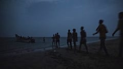 ARCHIVO 2019. Migrantes etíopes embarcan en Yibuti con la intención de llegar a Arabia Saudí 