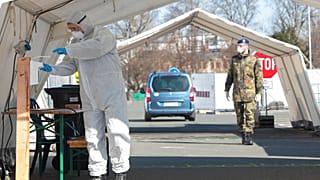 Германия продлевает ограничительные меры
