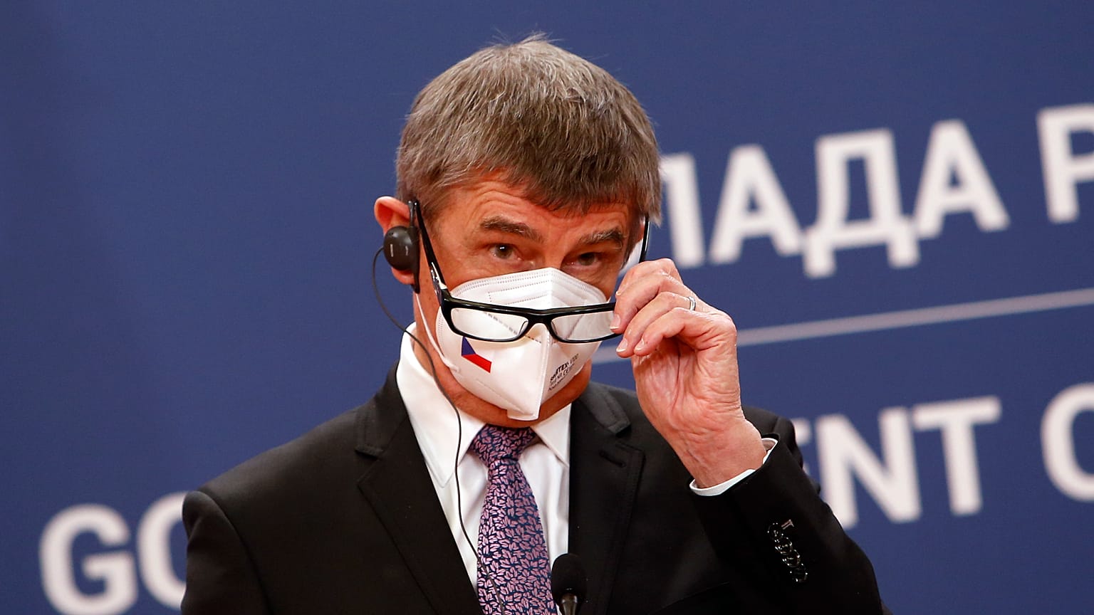 Tschechiens Ministerpräsident Andrej Babis während einer Pressekonferenz nach Gesprächen mit seiner serbischen Amtskollegin Ana Brnabic in Belgrad,