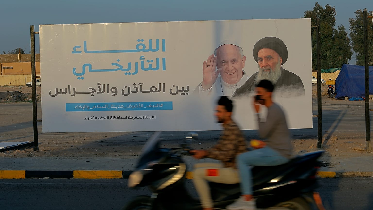 Trotz Gewalt und Corona: Papst fliegt zu historischem Besuch in Irak