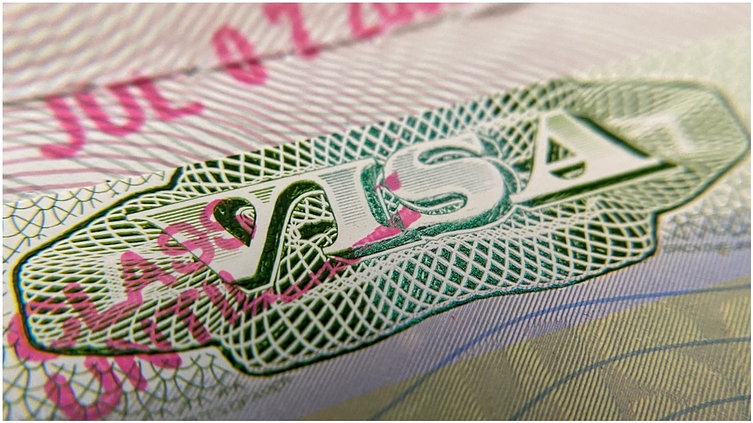 ختم تأشيرة أمريكية