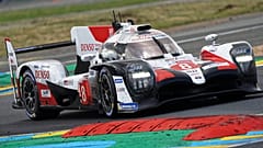 Fernando Alonso és társai győztes autója a 2019-es Le Mans-i versenyen