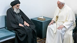 El ayatolá Al Sistani y el papa Francisco durante su reunión en Nayaf, Irak
