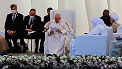 Oberster Katholik und Chef der Schiiten: Papst trifft Großajatollah Al-Sistani