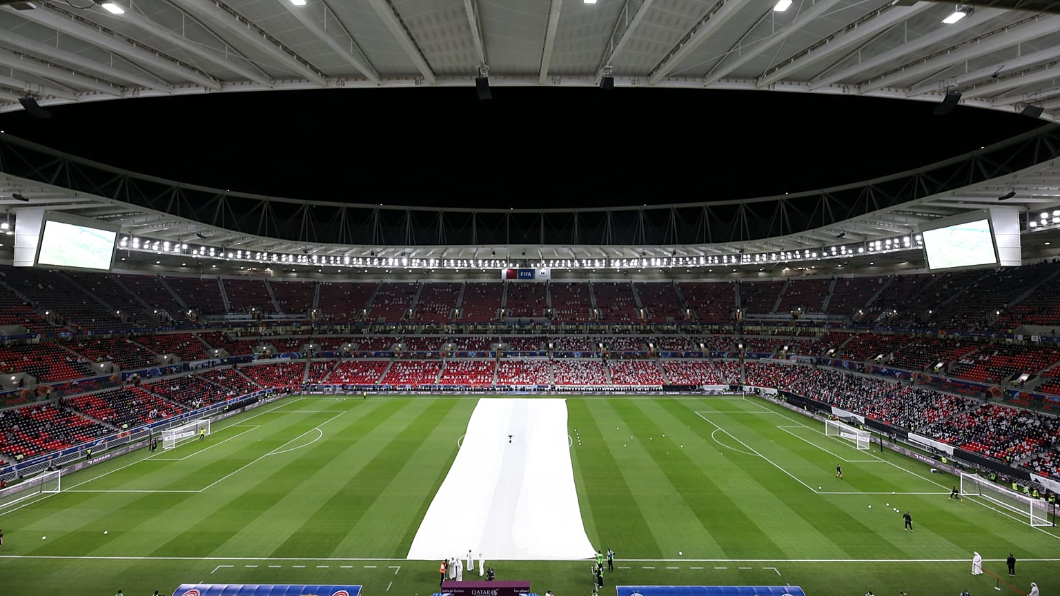 ملعب الريان خلال حفل الافتتاح في الريان، قطر،  كانون الأول / ديسمبر 2020.