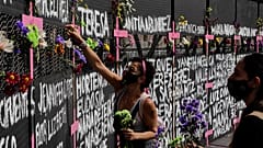 Mural en homenaje a las víctimas de feminicidios en México