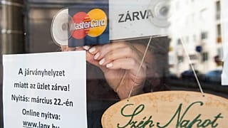 Bezárt könyvesbolt Nyíregyházán