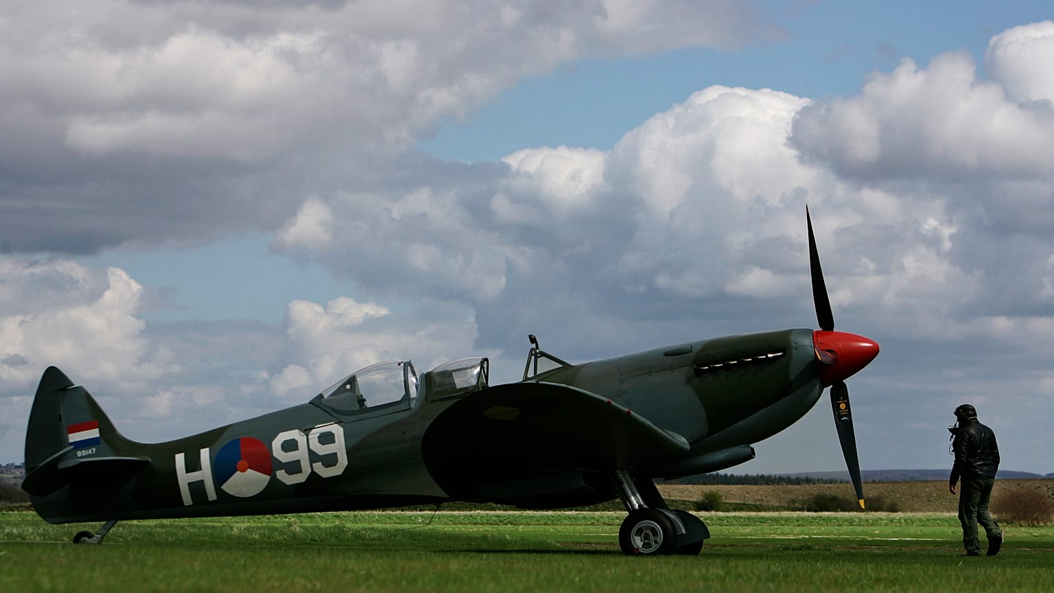BRITAIN SPITFIRE AIRCRAFT