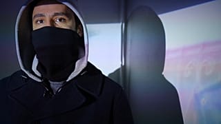 Suriye'de iç savaş 10 yaşında: Şam'a karşı çözümü silahlanmada aramış bir mültecinin hikayesi