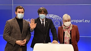 Puigdemont verliert Immunität - Auslieferung an Spanien ungewiss