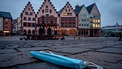 Weggeworfene Maske in Deutschland