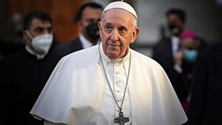 Papa Francis, Irak ziyaretini değerlendirdi: Silahları teröristlere kim sattı?