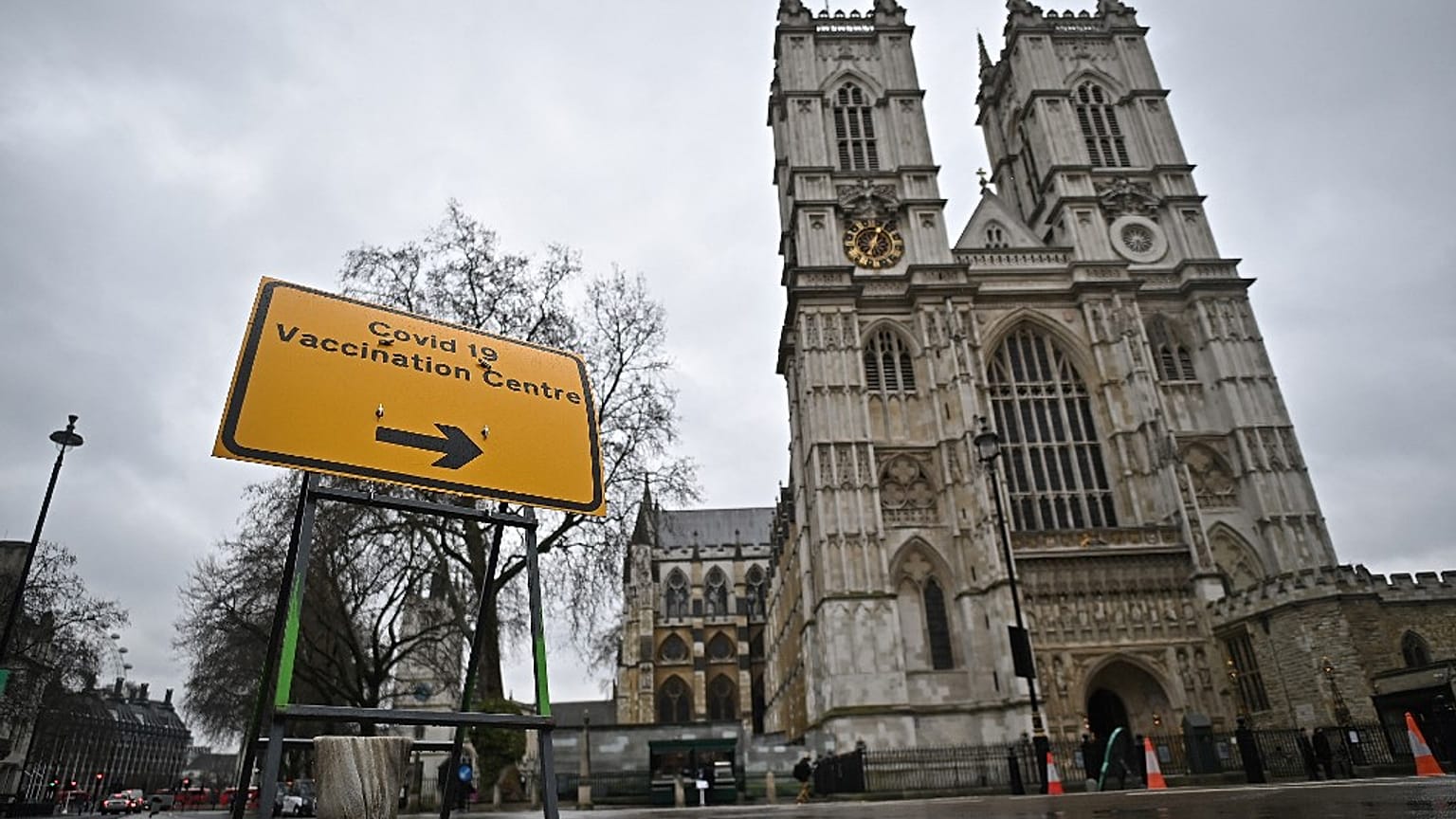Centro de Vacinação em Londres, Reino Unido