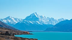 The instantly recognisable clear, blue waters and breath-taking mountains of New Zealand.