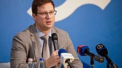 Gulyás Gergely a szegedi Tiszavirág Sportuszoda avatásán