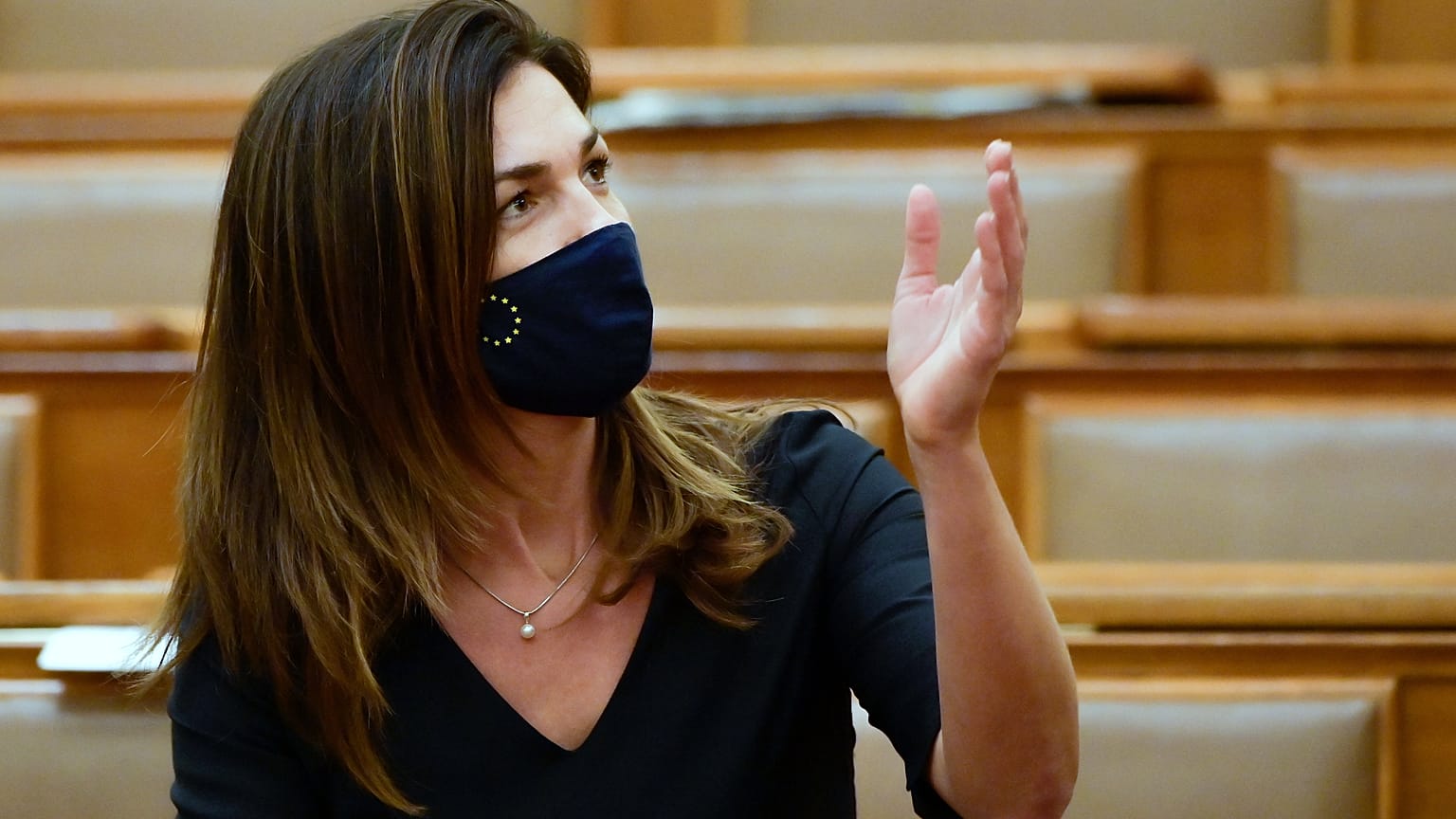 Varga Judit igazságügyi miniszter az Országgyűlés rendkívüli ülésén 2020. november 18-án