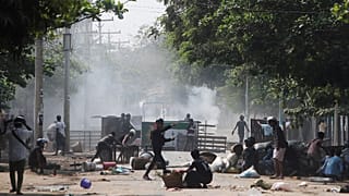 ادامه اعتراض‌ها به کودتا در میانمار؛ ۱۴ نفر دیگر کشته شدند