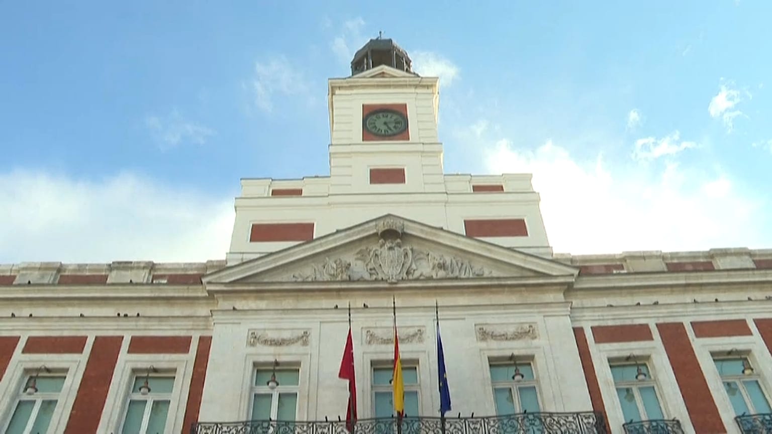 Presidencia de la comunidad de Madrid en la Puerta del Sol