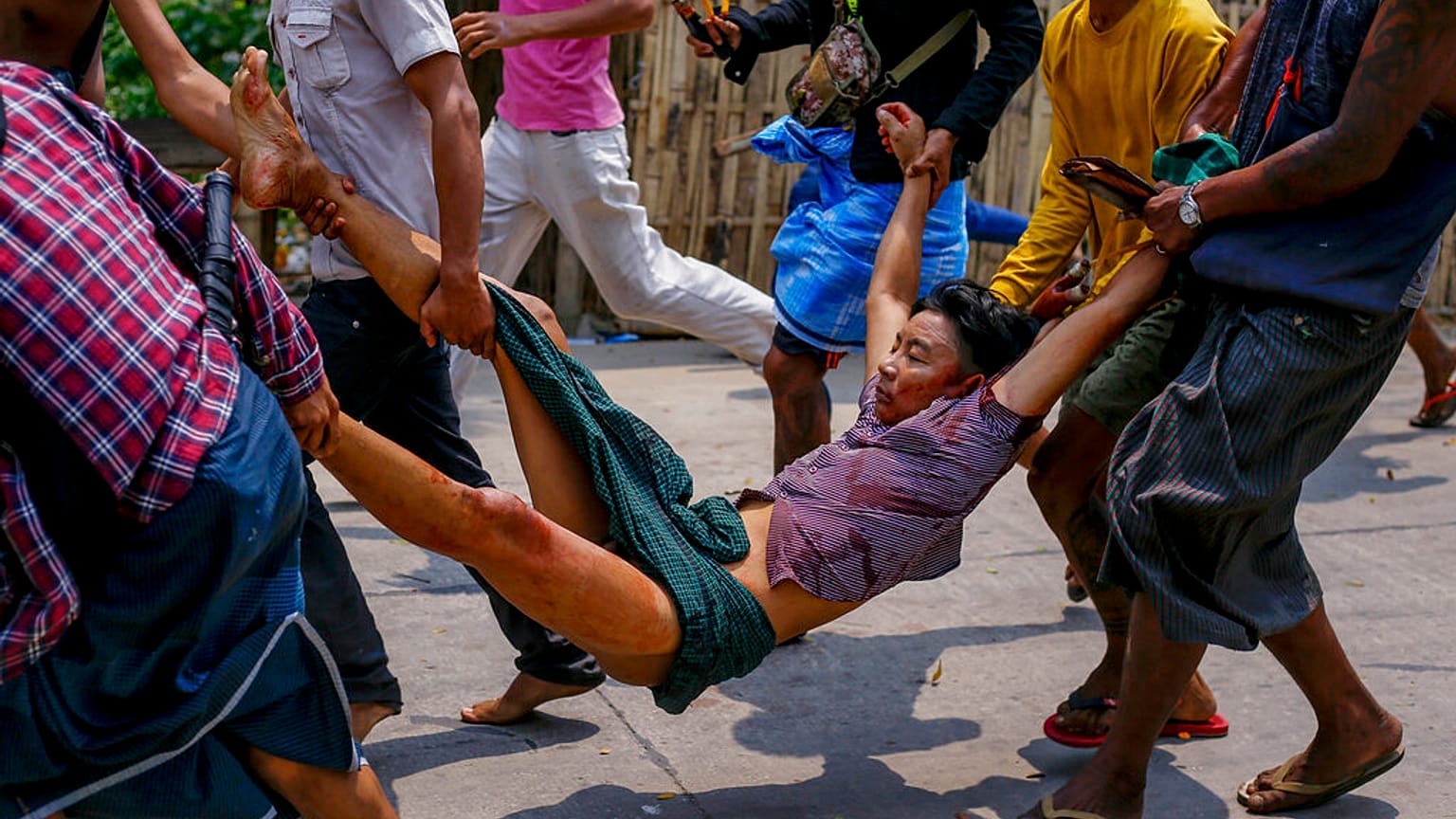 Non c'è pace in Myanmar, Aung San Suu Kyi davanti al giudice