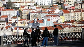 Os mais novos regressaram à escola esta segunda-feira depois de 50 dias em casa
