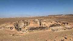 Mısır'da binlerce yıllık manastır keşfedildi