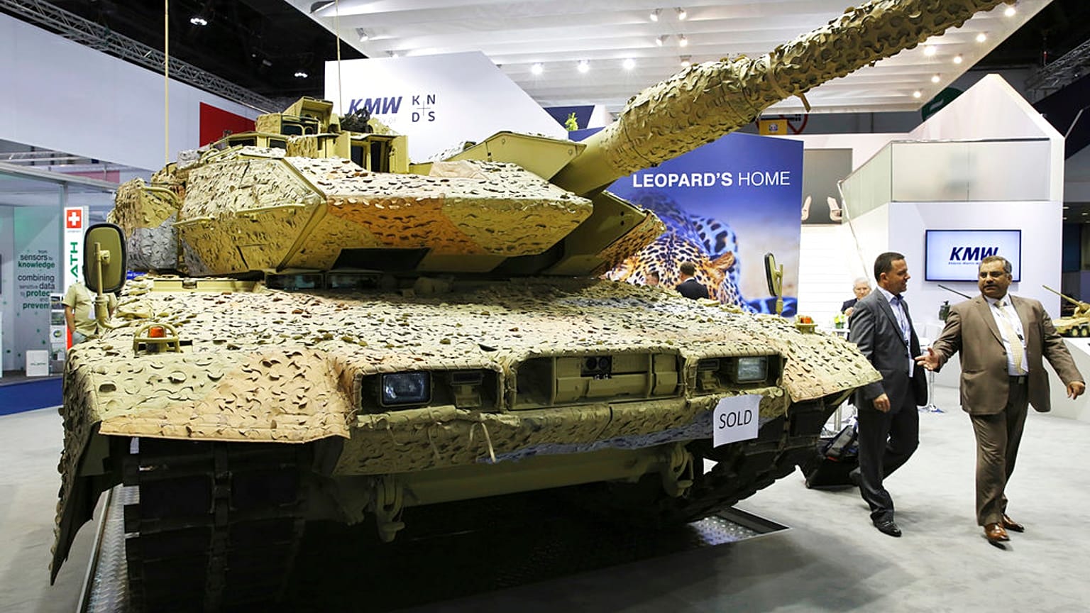 Alman yapımı bir Leopard tankı.