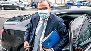 Armin Laschet vor der CDU-Parteizentrale in Berlin am 15. März 2021