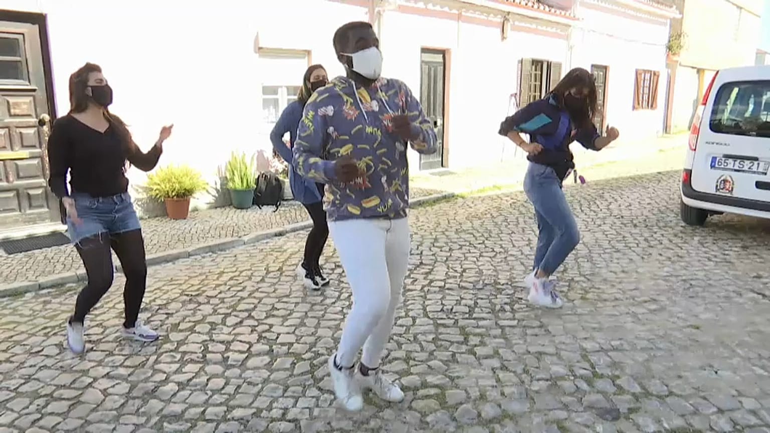 I balli senza età dei Kuduristas