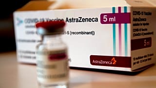 Принцип домино: использование AstraZeneca частично приостановлено 