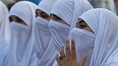 Women wearing hijab