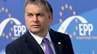 Orbán Viktor 2013. március 14-én érkezik az EPP tanácskozására Brüsszelben