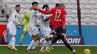 Burak Yılmaz Lille forması giyiyor