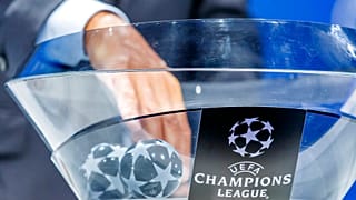UEFA Şampiyonlar Ligi kura çekiminden bir kare.