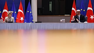 Despite the diplomatic reset, EU will not rule out sanctions against Turkey.