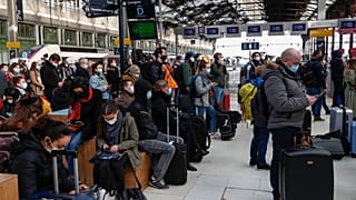 Covid-19: Στο κόκκινο τα συστήματα υγείας στην Ευρώπη