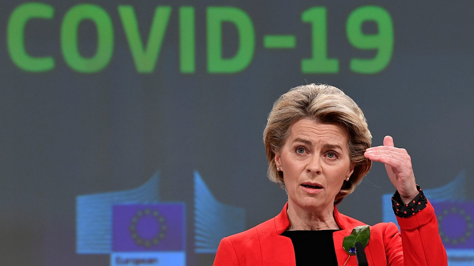 Ursula von der Leyen reiterou ameaça numa entrevista a alemães