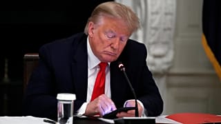 الرئيس الأمريكي السابق دونالد ترامب