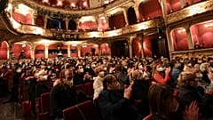 Nicht zu schön, um wahr zu sein: Theater vor Menschen in Berlin. Leider nur ein Pilotprojekt