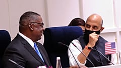 ABD Savunma Bakanı Lloyd Austin ve Hindistan Savunma Bakanı Rajnath Singh