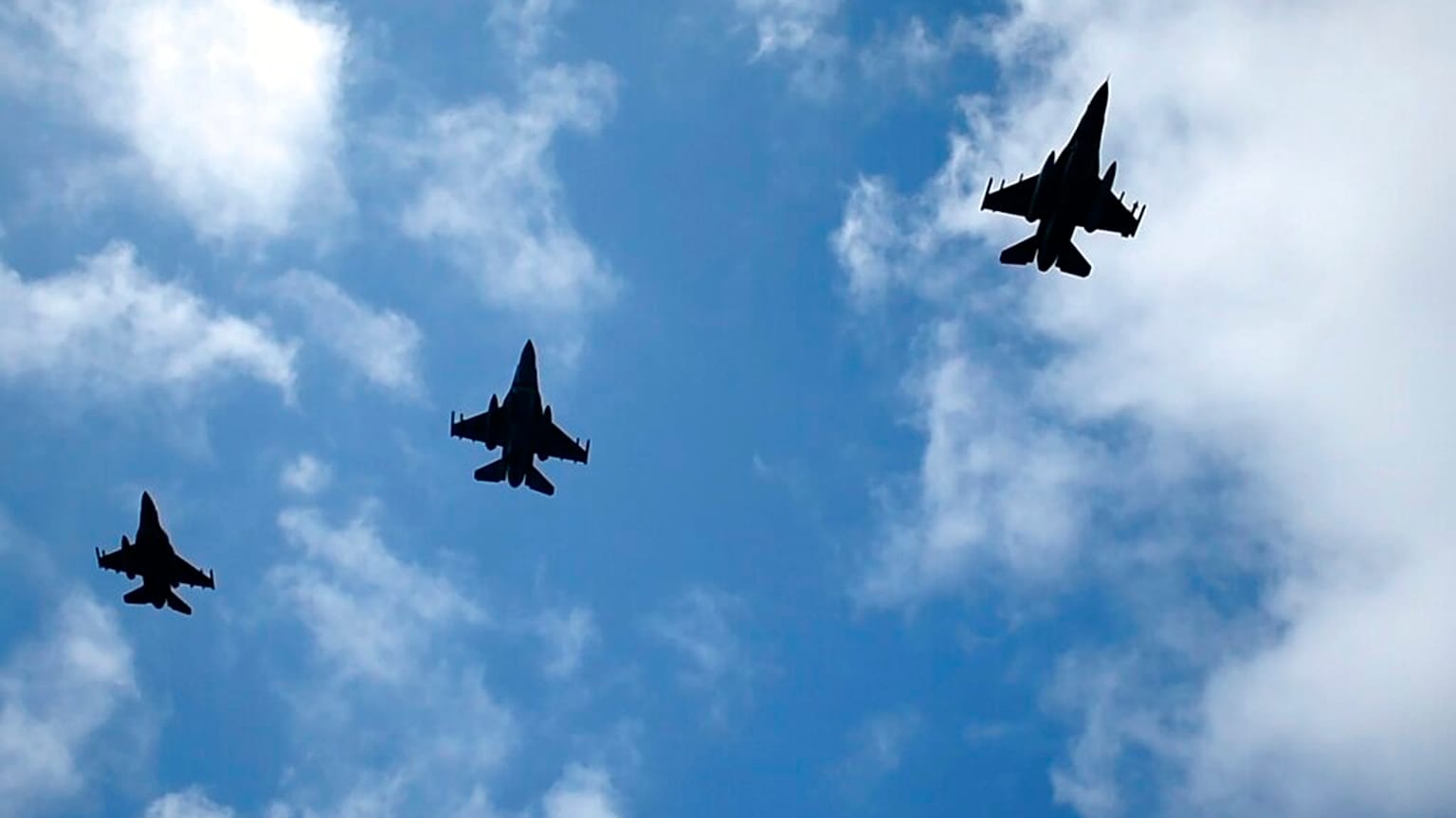 Suriye İnsan Hakları Gözlemevi: Türkiye'den Suriye'nin kuzeyine 17 ay sonra ilk operasyon (Temsili uçak fotoğrafı)