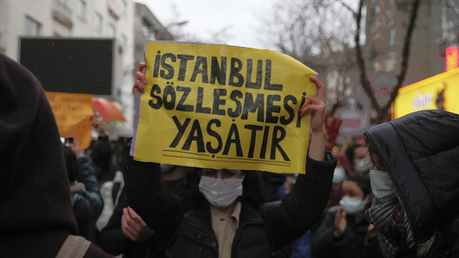 Ankara'da, İstanbul Sözleşmesi'nin iptaline yönelik protesto 