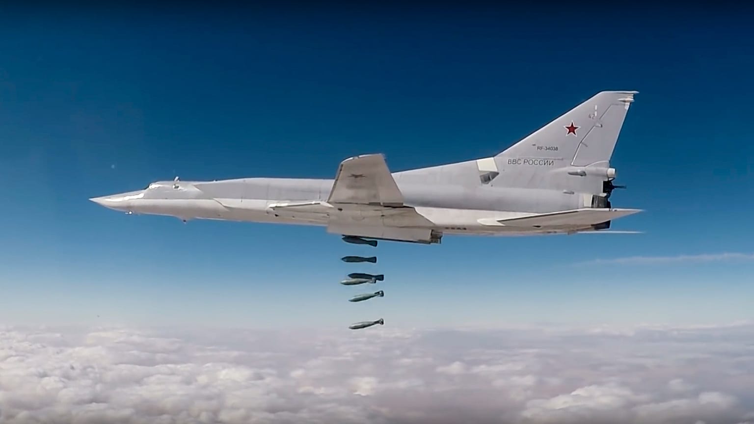 Rus Tupolev Tu-22M3 bombardıman uçağı