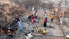 Estado en el que quedó el campamento de refugiados rohinyás en Balukhali, Bangladés  23/3/2021.