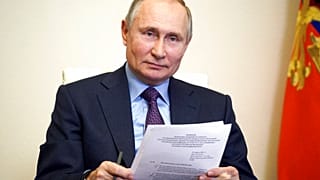 Putin, Rusya'da devlet başkanlığı görevine ilk kez 2000 yılında geldi.