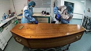 A la morgue de l'hôpital Bichat (Paris), le 29/01/2021