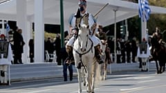 Η στρατιωτική παρέλαση